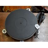 An Ariston audio RD40 turntable,