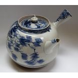 An early 19th century Chinese blue and white wine pot,