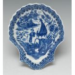 A Caughley Cormorant pattern leaf shaped pickle dish, printed with fisherman, sampan and pagoda,