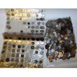 Coins - a large quantity of base metal circulated foreign issues,