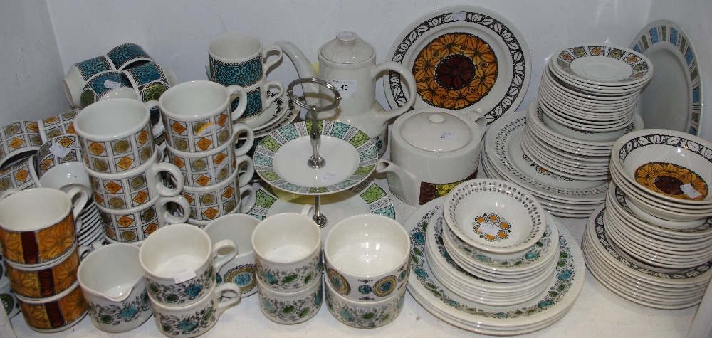 Ceramics - a substantial quantity of mid 20th century and later Broadhurst various patterns