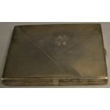 A silver cigarette case, engine turned, gilt interior, Birmingham 1946, approx 5.