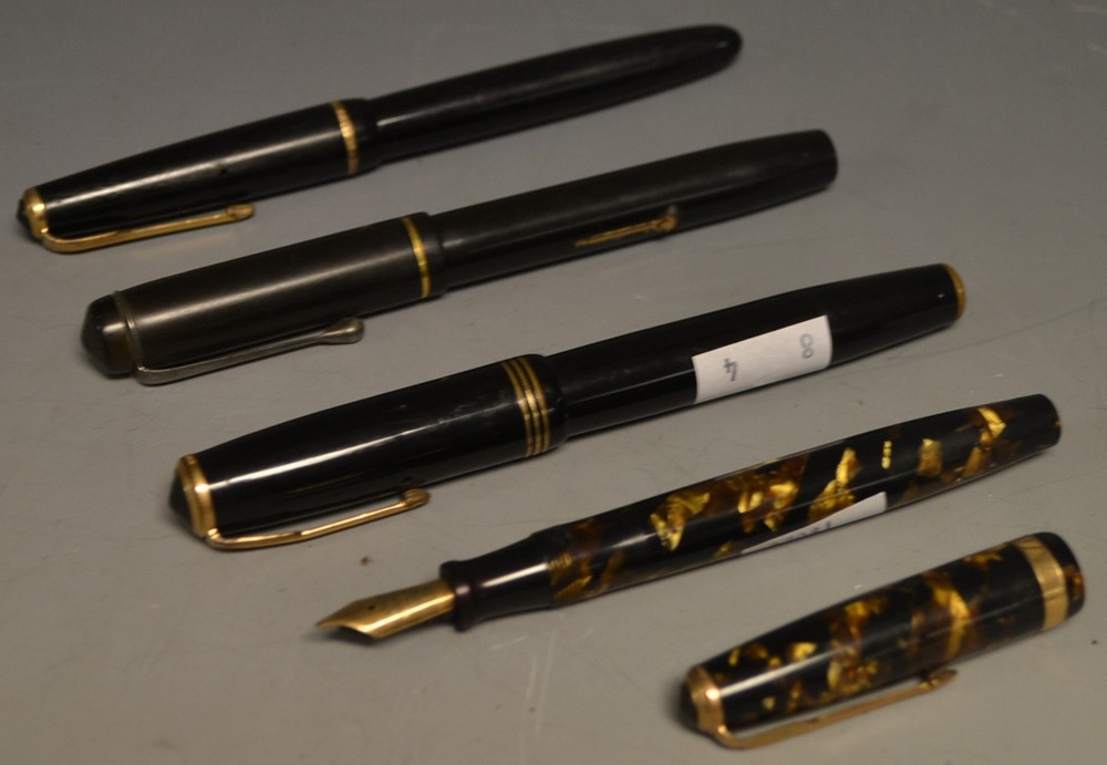 A Conway Stewart fountain pen, 14ct gold nib; others, Parker Duofold,