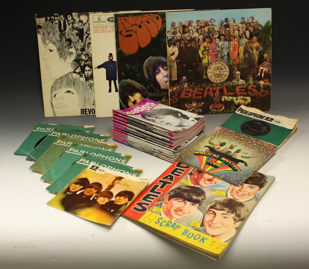 Vinyl Records - LP's and 7” singles including The Beatles - Revolver - PMC 7009 - matrix runout -