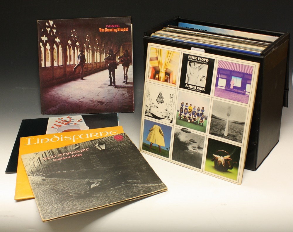 Vinyl Records - LP's, including Neil Young, John Lennon, Pink Floyd, Queen, Cat Stevens,