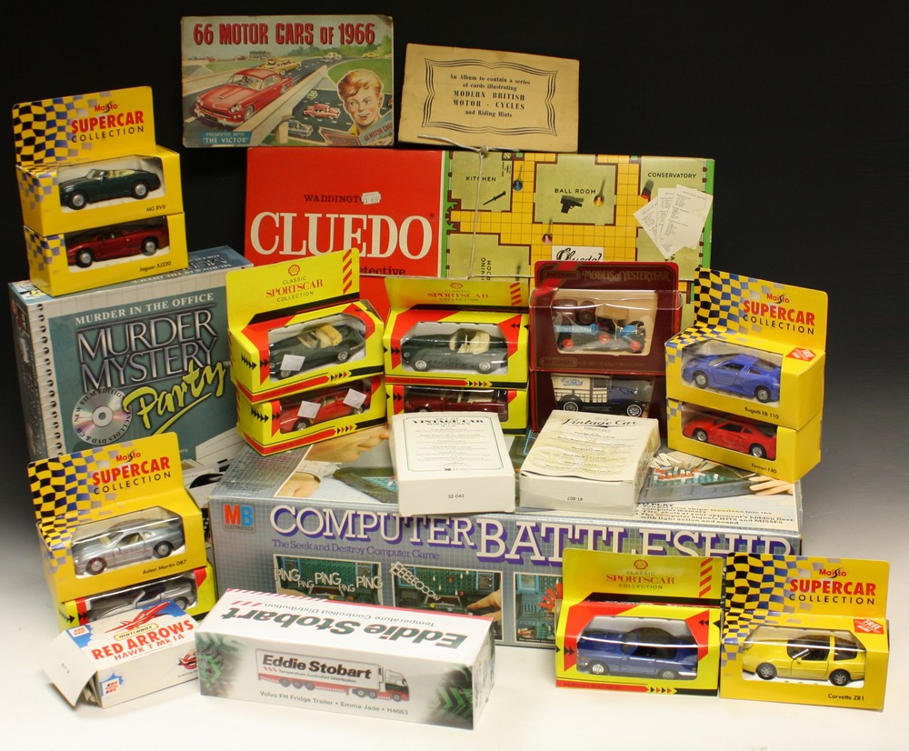 Toys and Games - die-cast models, including Maisto Supercars, including Bugatti EB 110, Ferrari F40,