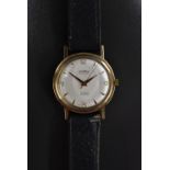 Roamer - a retro 1960s gentleman`s 9ct wristwatch, textured dial,