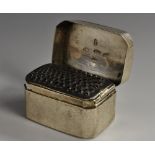 A George III silver canted rectangular nutmeg grater, hinged cover enclosing a steel rasp, 3.