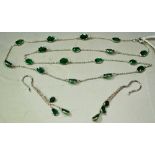 A contemporary modern design emerald green stone inset white gold necklace and earring suite,