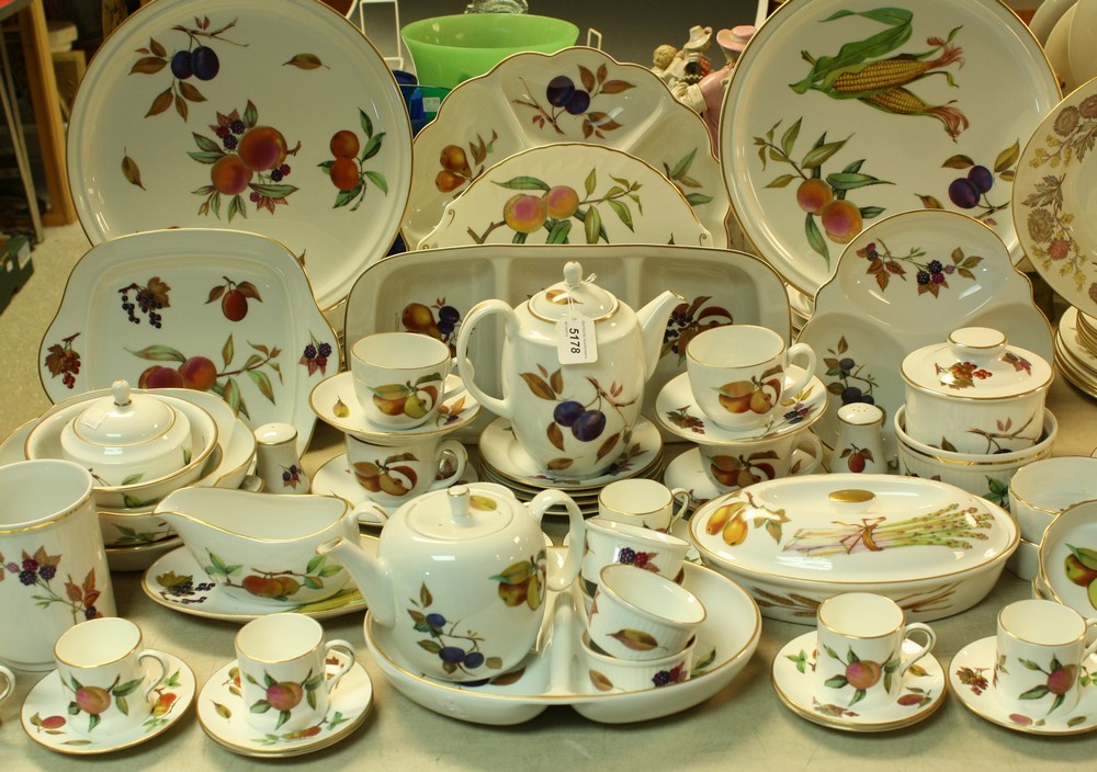 A Royal Worcester Evesham pattern dinner and tea and coffee service including lidded vegetable dish,