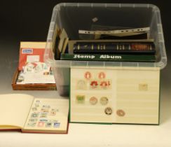 Stamps - large box of material, all world stockbooks, covers,