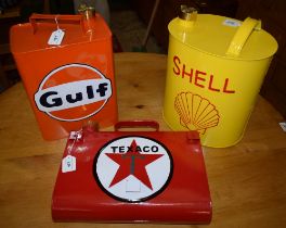 Set of three petrol cans