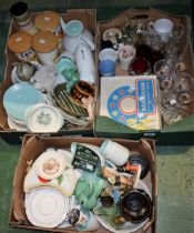 Ceramics - a quantity of retro ceramics,