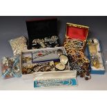 Costume Jewellery - a large collection of costume jewellery, including pearls, bracelets, brooches,