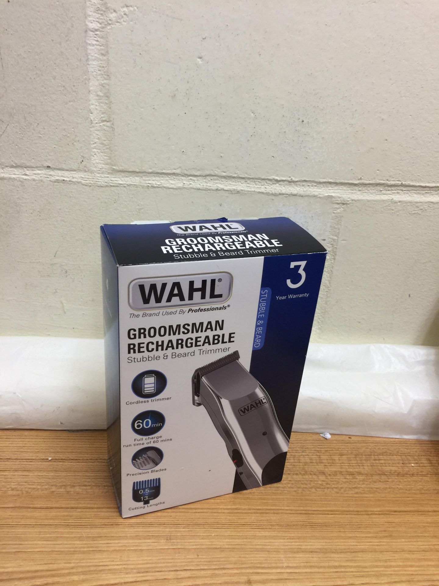 Wahl Groomsman Trimmer