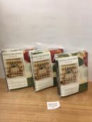 Brand New Achim Home Furnishings Apple Orchard Cottage Set