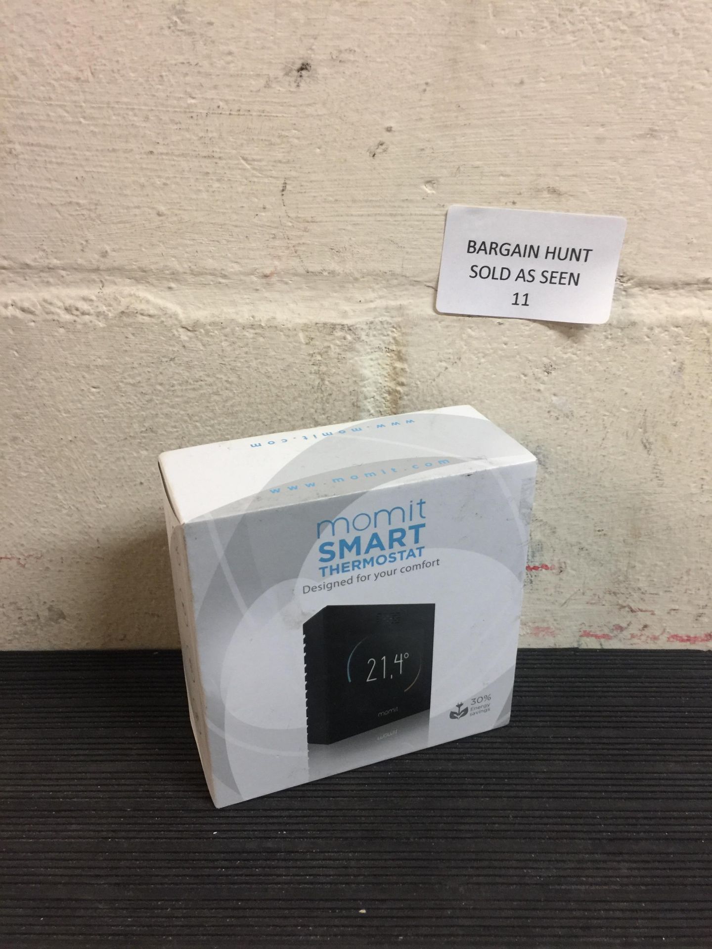 Momit Smart- Smart Touch Screen Thermostat RRP £148.99