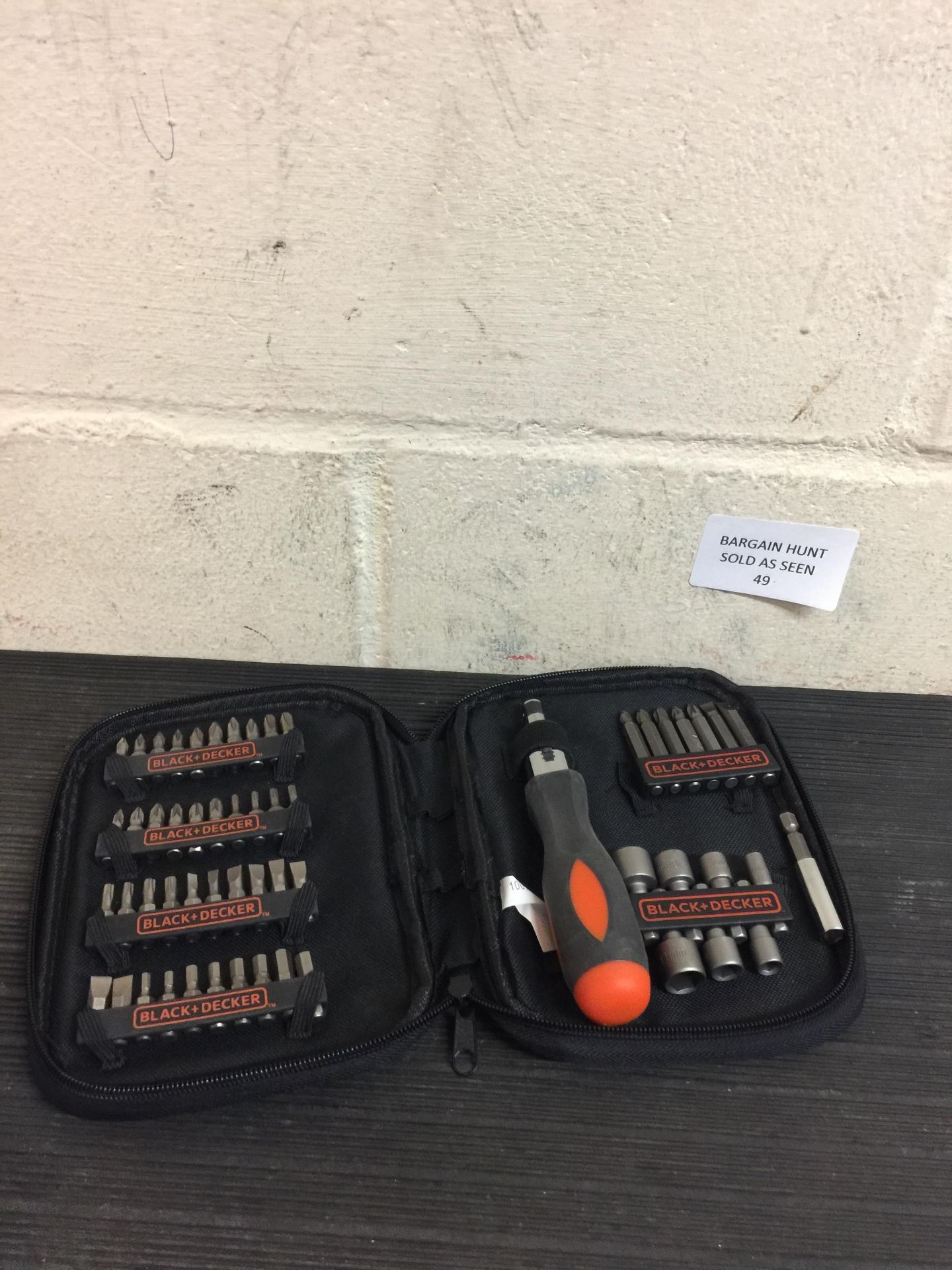 Black+Decker Screwdriver and Bit Set