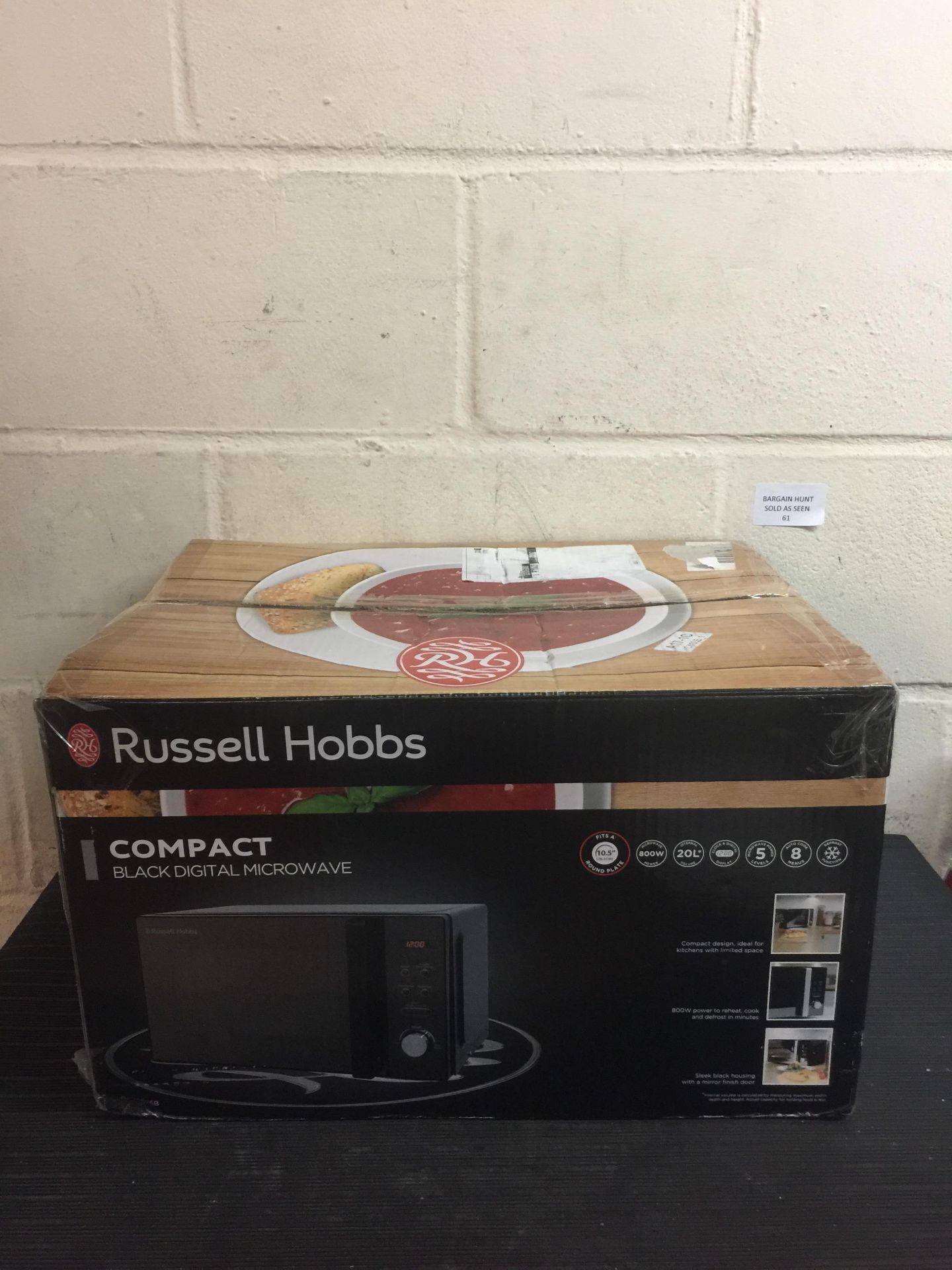 Russell Hobbs RHM2076B 20L Digital 800W Solo Microwave