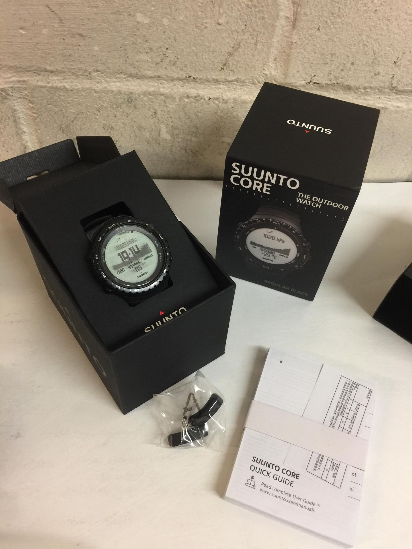 Suunto CORE, Unisex Outdoor Watch for all Altitudes, Waterproof (30 m) RRP £156.99