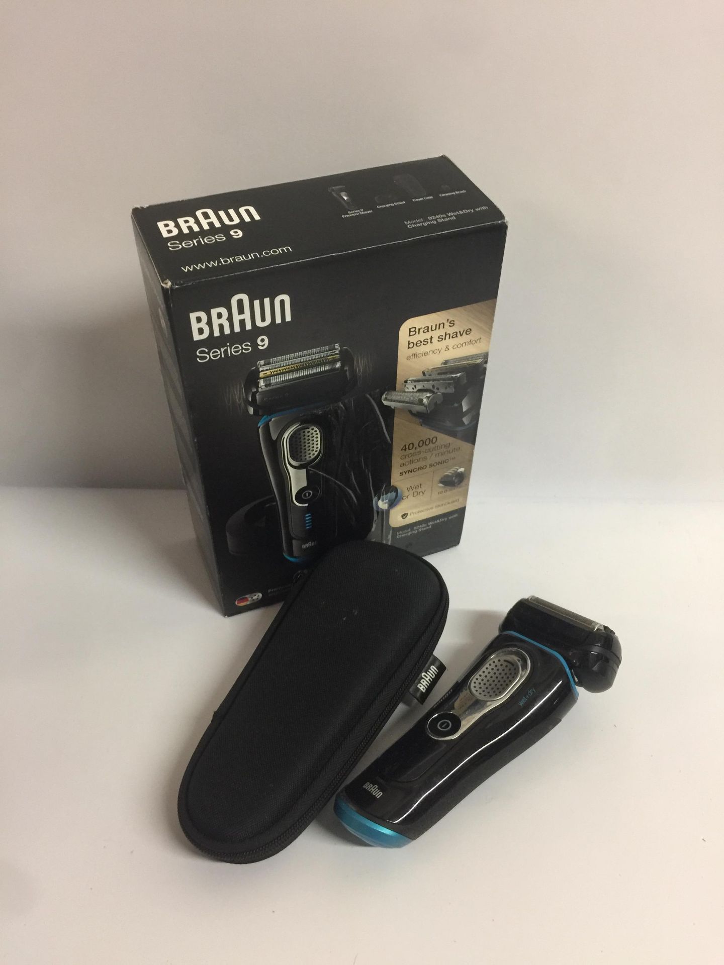 Braun Series 9 9240s Men's Electric Foil Shaver (without charge cable/Dock) RRP £165