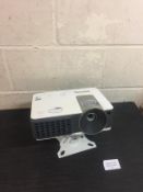 BenQ MW712 DLP Projector (Powers on but lamp light on, see image) RRP £379.99