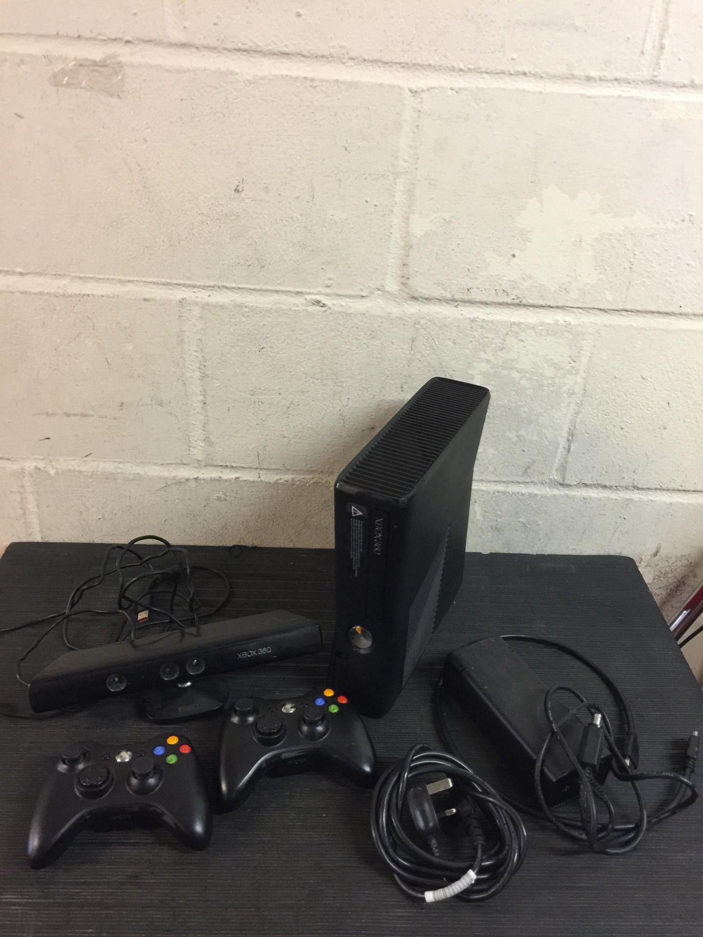 Xbox 360 Console Bundle