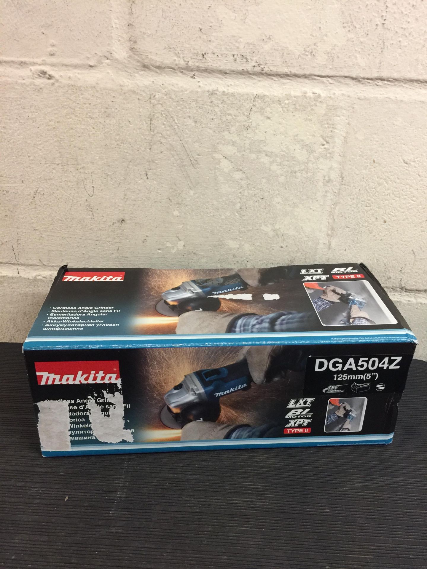 Makita DGA 504 Z DGA504Z 18v 125mm Brushless Angle Grinder Bare Unit RRP £127.99