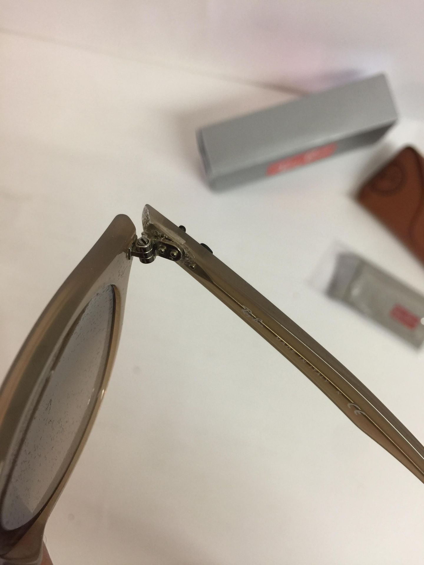 Ray-Ban 2180 SOLE Unisex Sunglasses (broken arm, see image) - Image 2 of 2