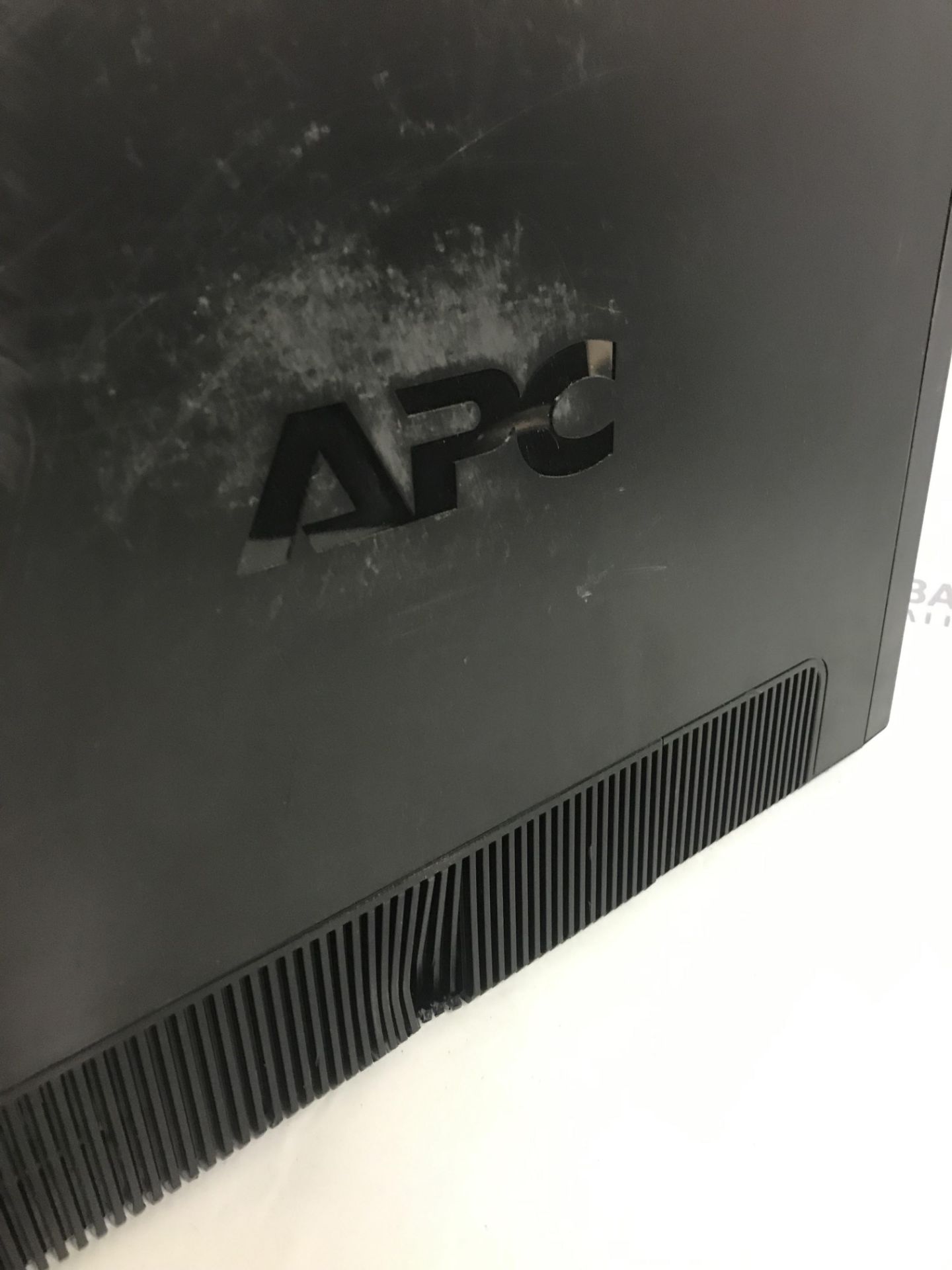 APC Power-Saving Back-UPS PRO 1500- Uninterruptible Power Supply (without power cable) - Image 2 of 2