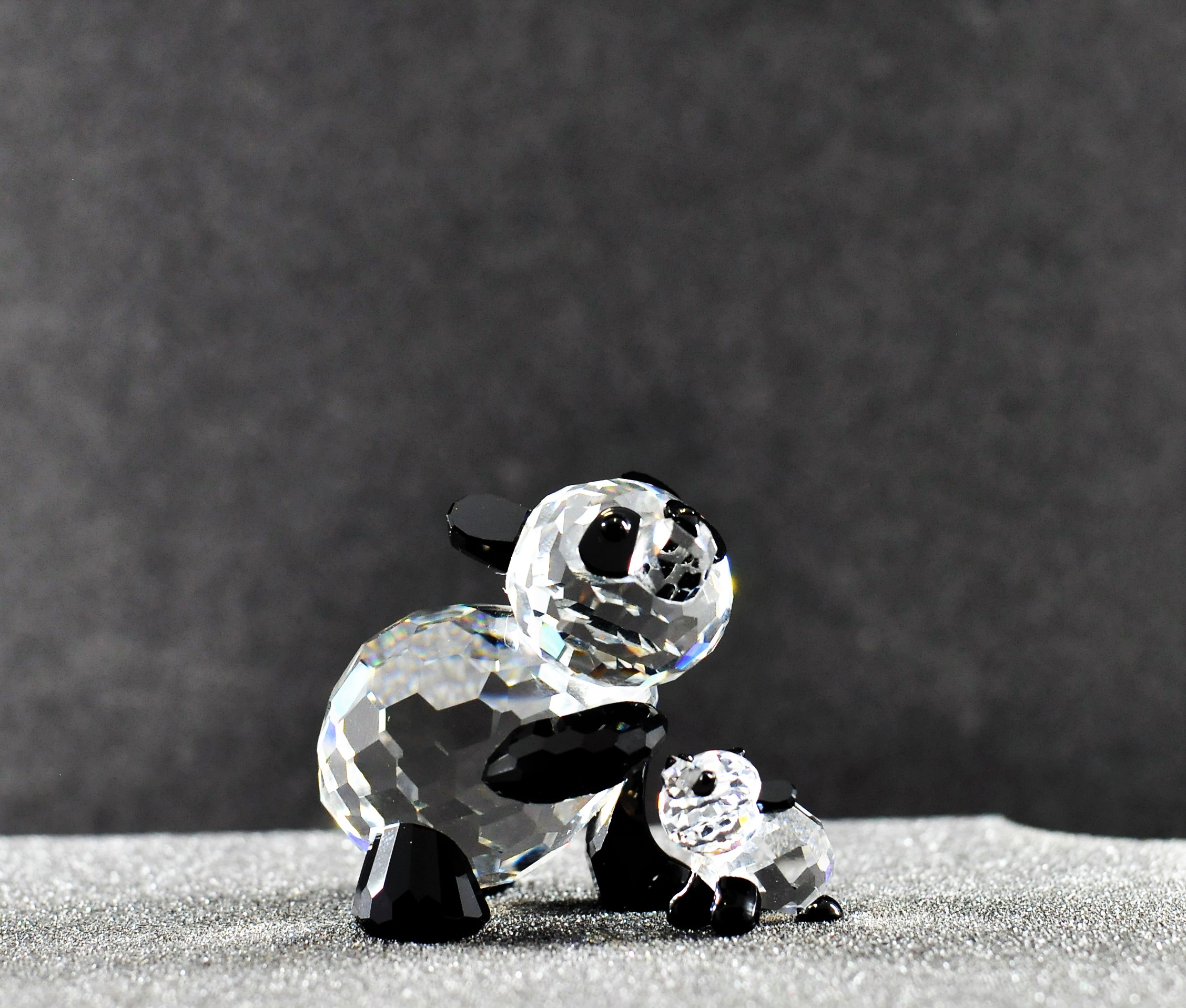 SWAROVSKI CRYSTAL PANDA MOTHER (000001/7611) AND PANDA BABY BEAR (181081),