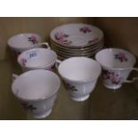 16 PIECES OF QUEEN ANNE ROSE PATTERNED CHINA