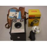 VINTAGE CASED KODAK BROWNIE FLASH 2 CAMERA AND KODAK FLASHOLDER 4