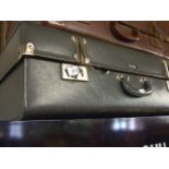 VINTAGE FLEETLINE SUITCASE