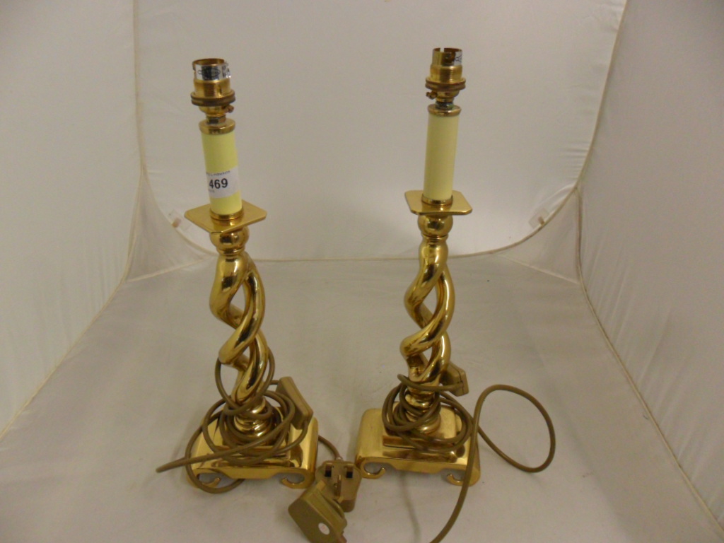 PAIR OF BRASS TWIST EFFECT CANDLESTICK ELECTRIC LAMPS