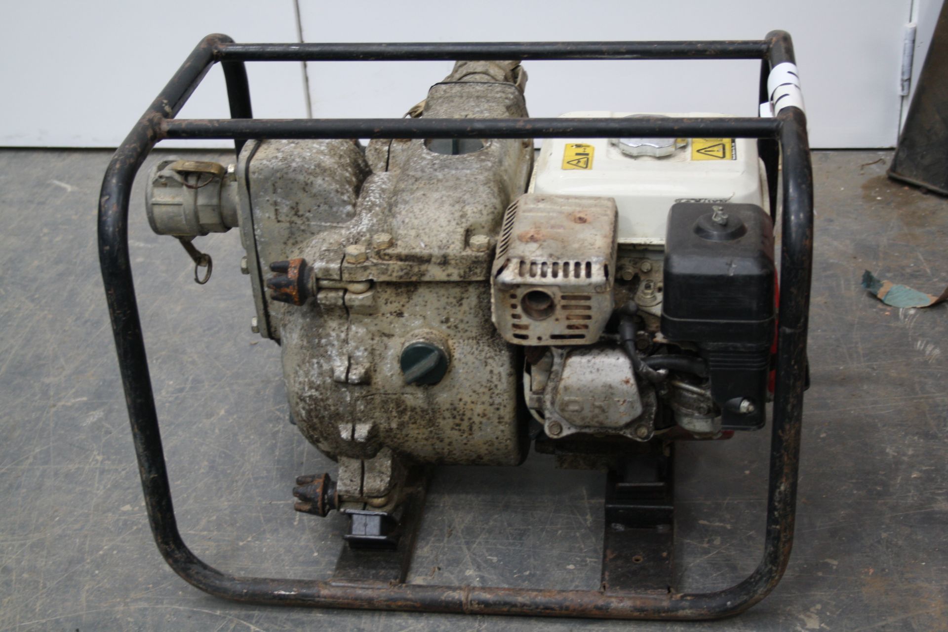 HONDA 2" WATER PUMP - USED SERVICED AND IN GOOD CONDITION YOM 2001