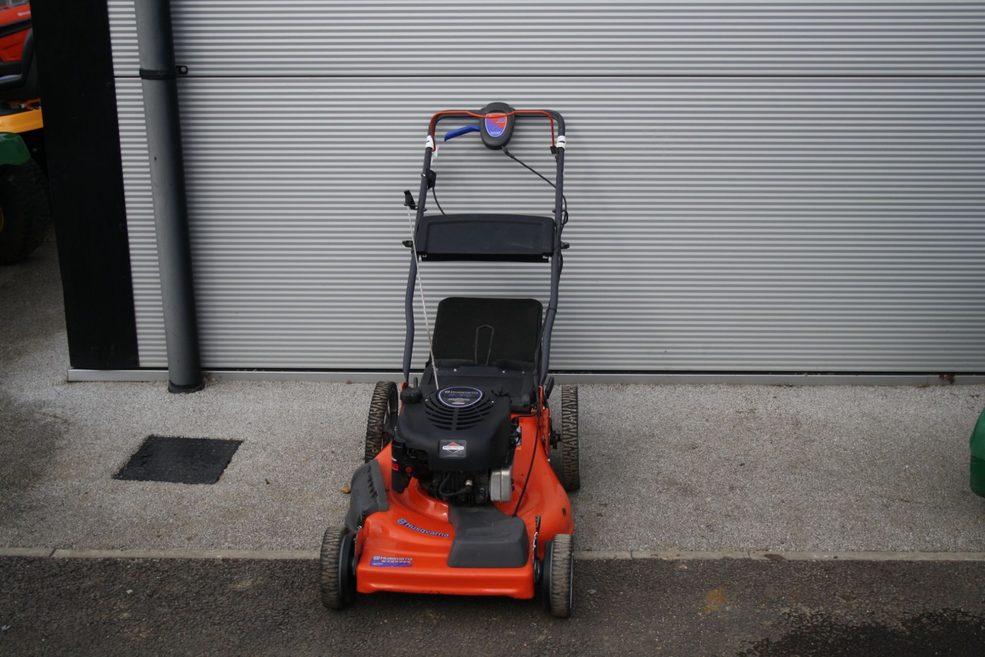 HUSQVARNA 67522ES SELF PROPELLED MOWER - USED, - Image 2 of 2