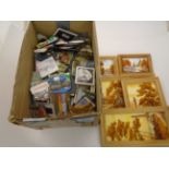 BOX OF HUNDREDS OF MISC FRIDGE MAGNETS AND 'AMBER' PICTURES