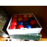 SNOOKER BALLS