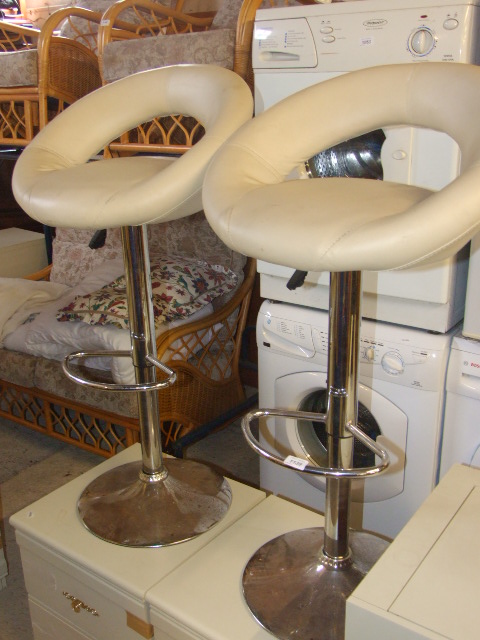 PAIR SWIVEL BAR SEATS