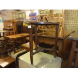 VINTAGE OAK COFFEE / SIDE TABLE