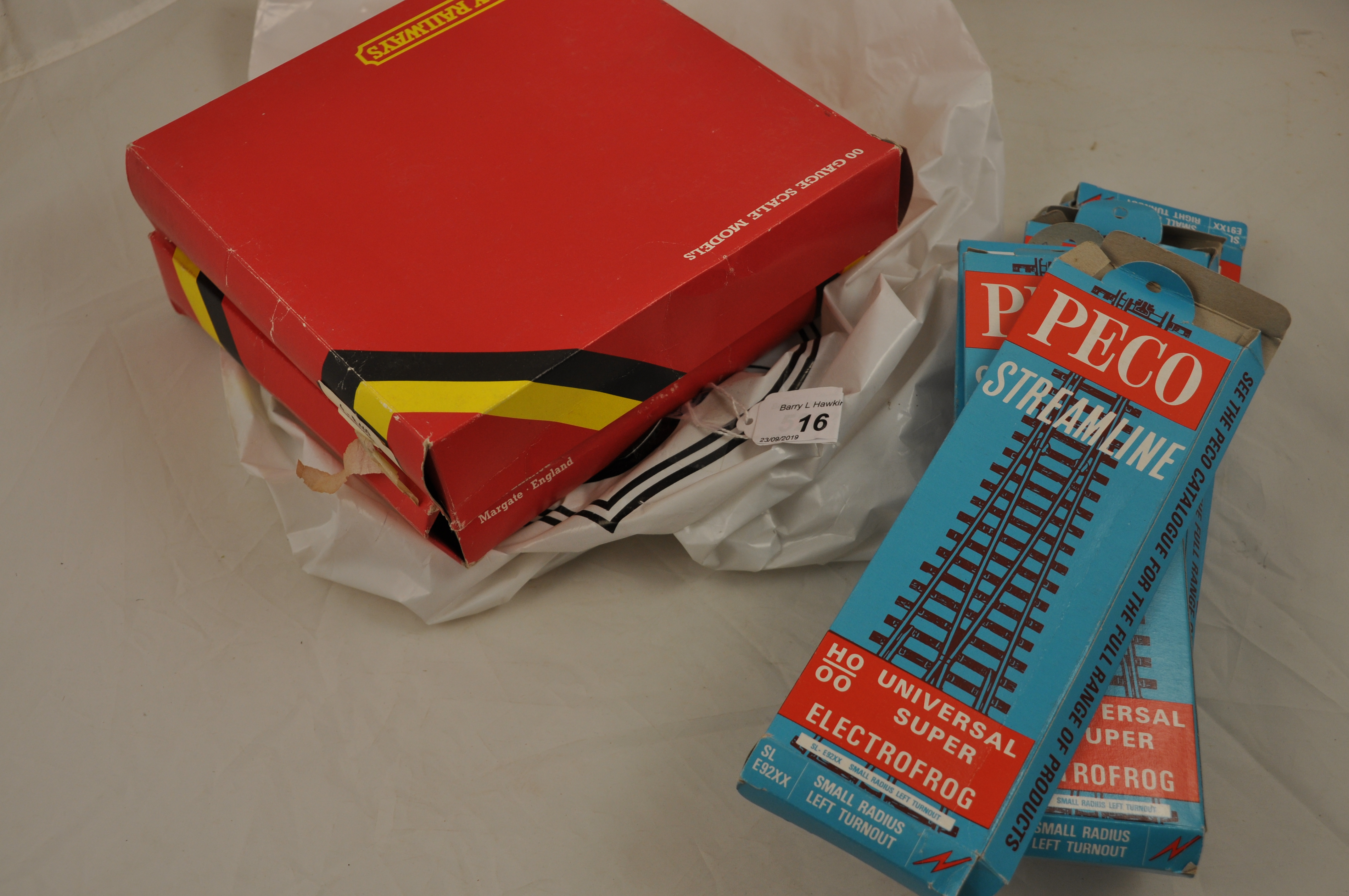 SMALL COLLECTION OF HORNBY AND PECO EMPTY BOXES