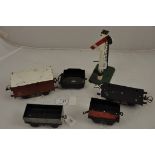 COLLECTION OF 6 EARLY SERIES HORNBY O GAUGE TENDERS,