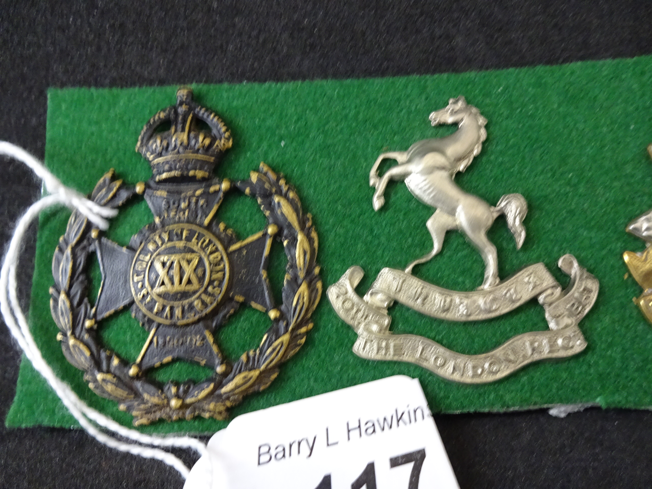 MILITARY CAP BADGES INCL 19TH BATTALION ST. - Image 2 of 4