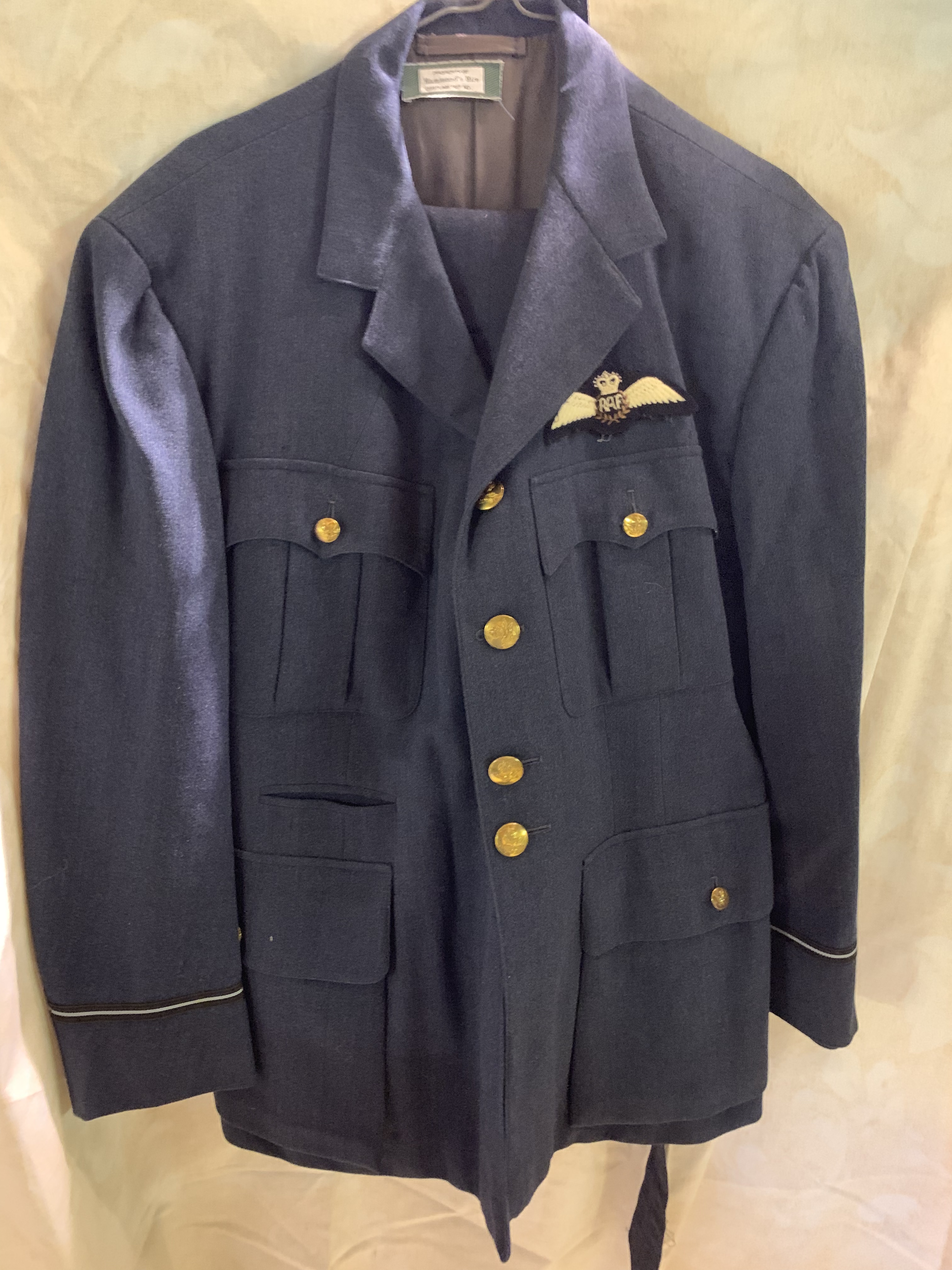 WW2 ERA RAF OFFICERS UNIFORM OF JACKET WITH BELT AND TROUSERS,
