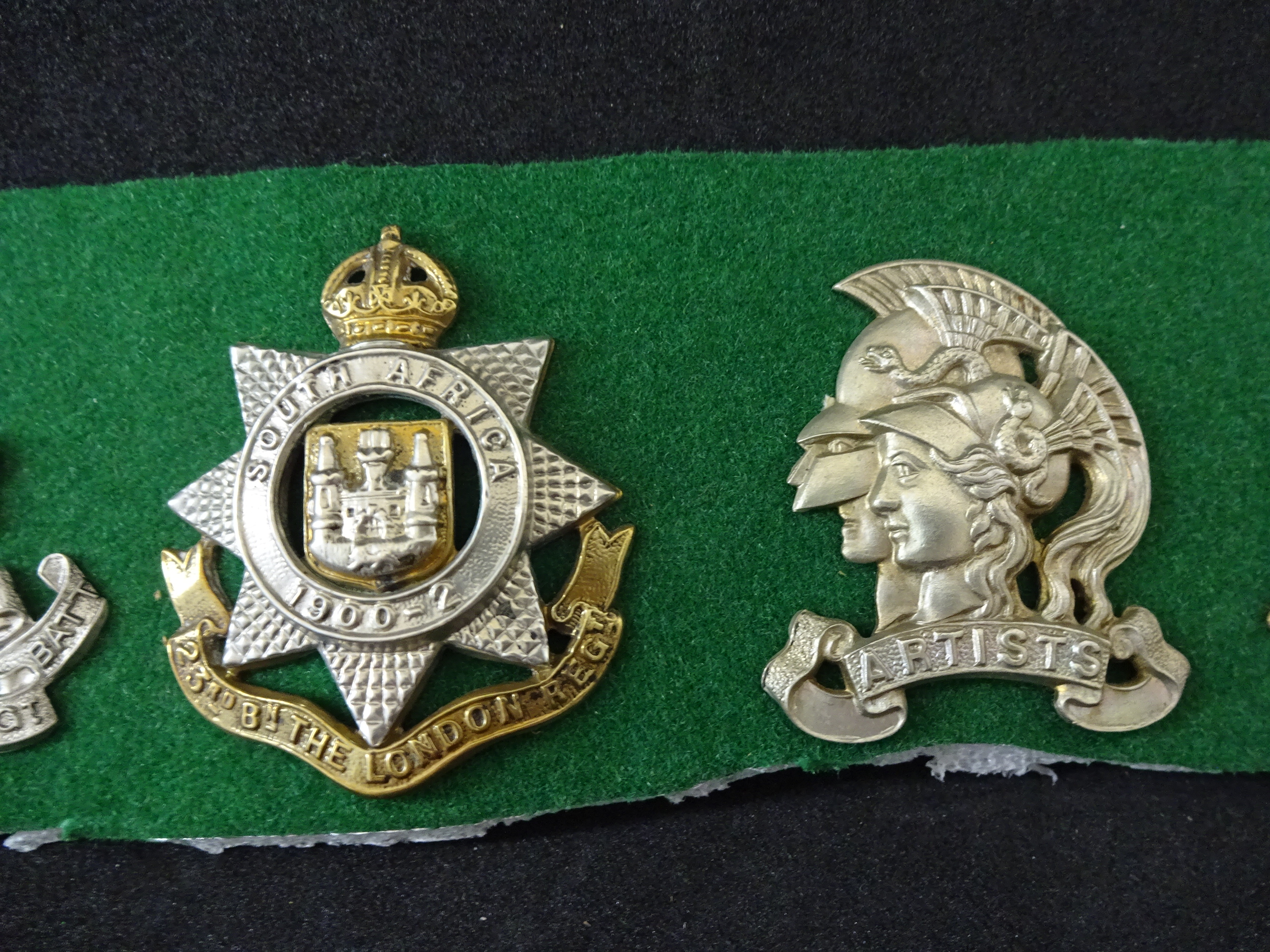 MILITARY CAP BADGES INCL 19TH BATTALION ST. - Image 3 of 4