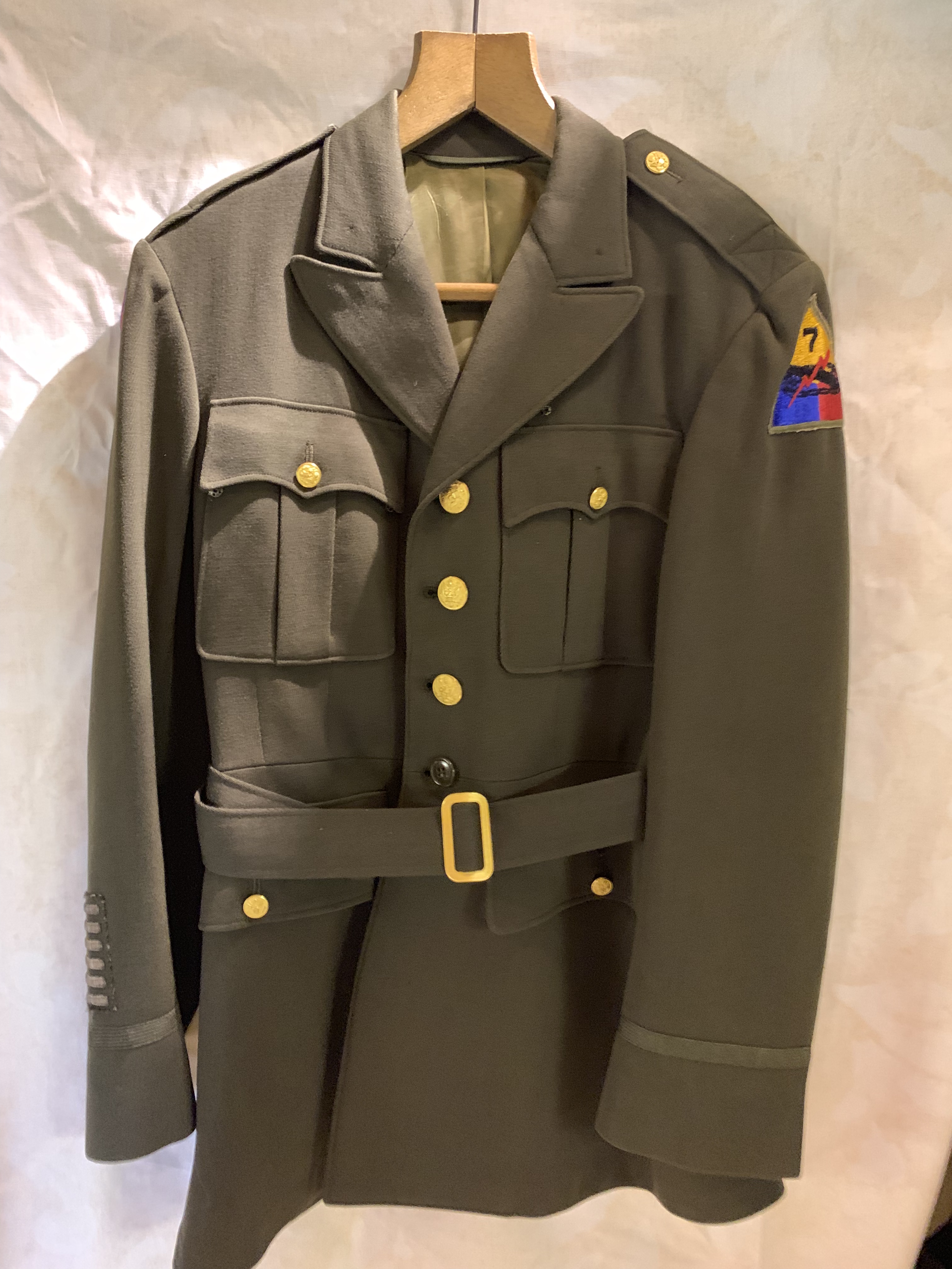 1946 DATED US OFFICERS TUNIC REGULAR SIZE