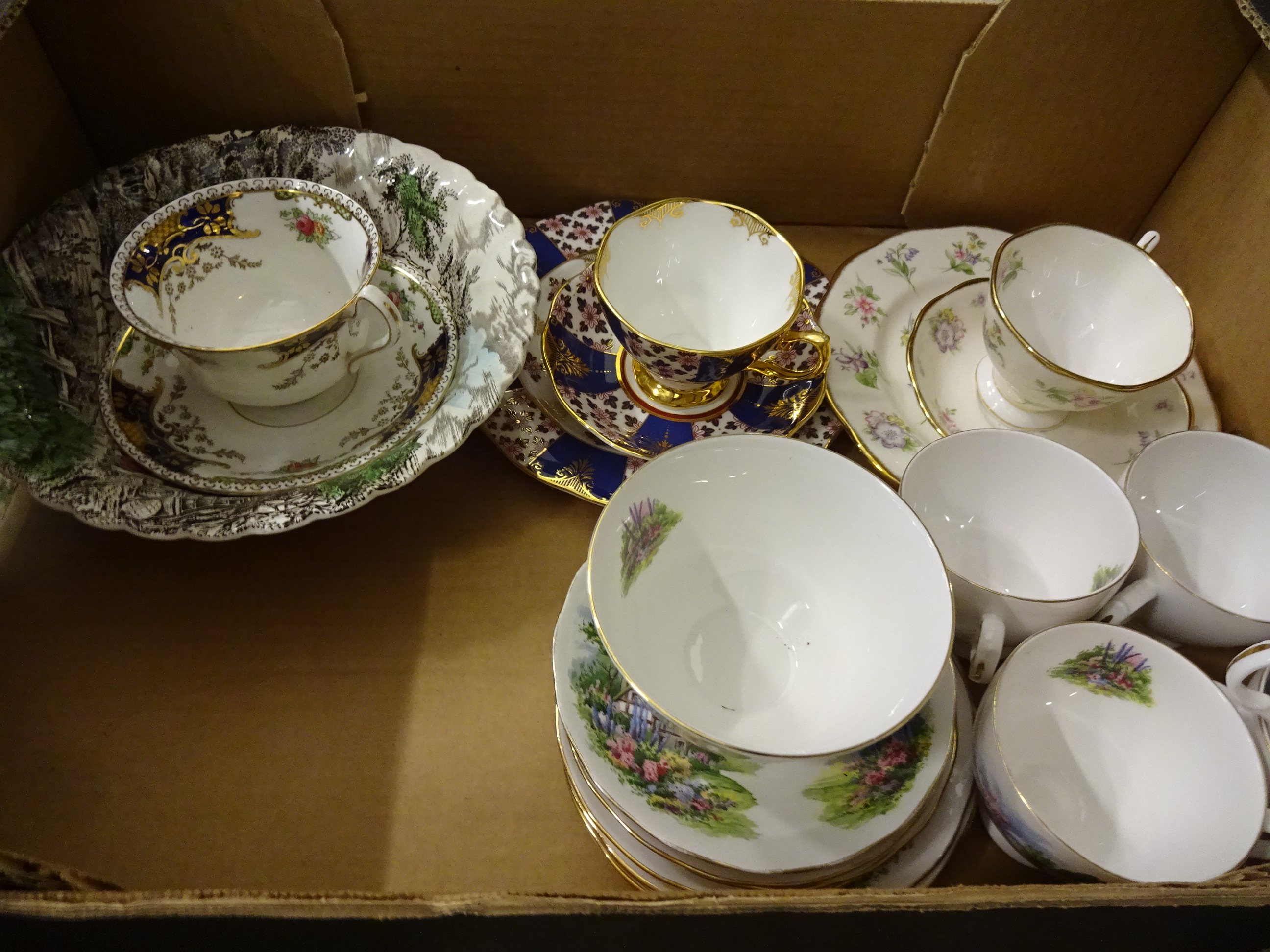 BOX OF MOSTLY CUPS AND SAUCERS INCLUDING ROYAL ALBERT - Image 3 of 3