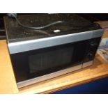 MICROWAVE ( HOUSE CLEARANCE )