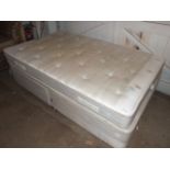DOUBLE BED & MATRESS